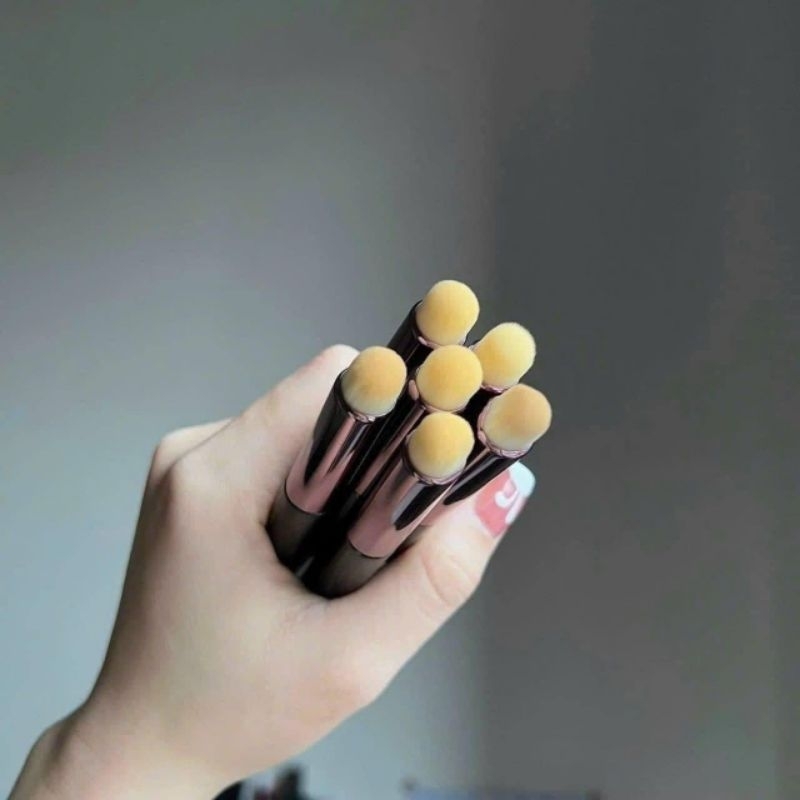 Cọ Tán Son Môi , Che Khuyết Điểm Môi Giúp Đều Màu Son , Bám Lâu Trên Môi