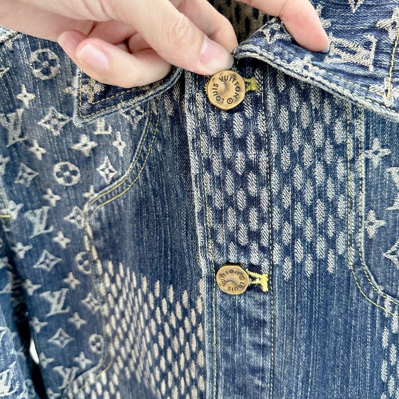 ⚡️ - Áo Khoác Luon Vuituoi GIANT DAMIER WAVES MONOGRAM LV X NIGO Denim Blue, Jacket jeans LV denim