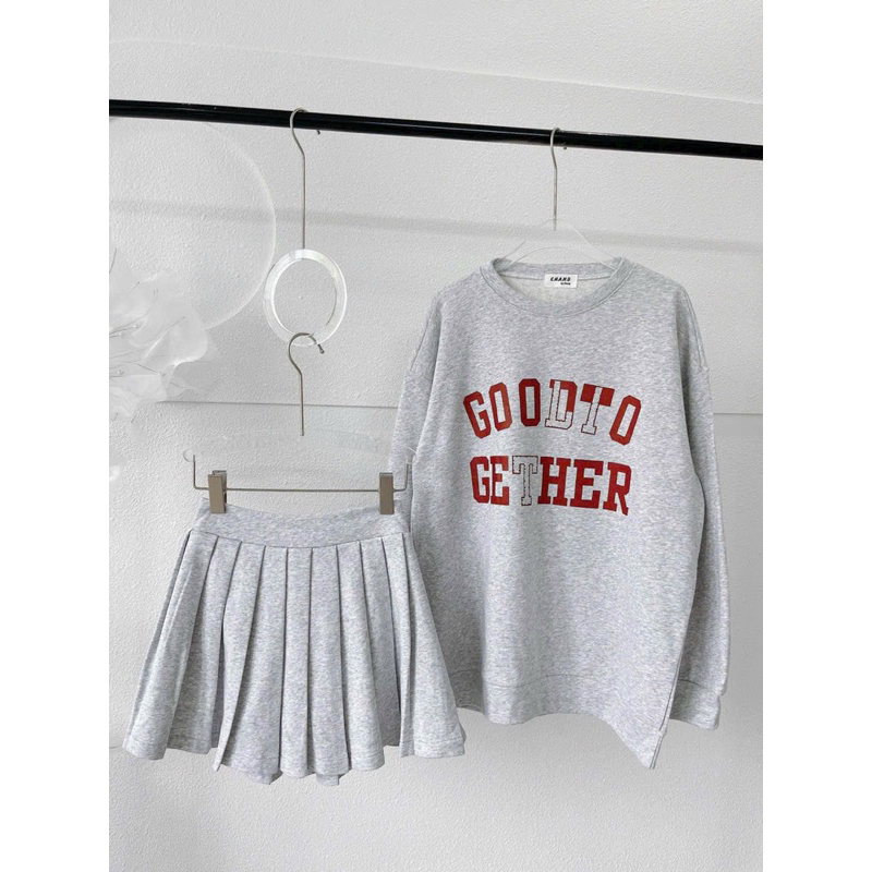 SET CHÂN VÁY XẾP LY ÁO HOODE XÁM