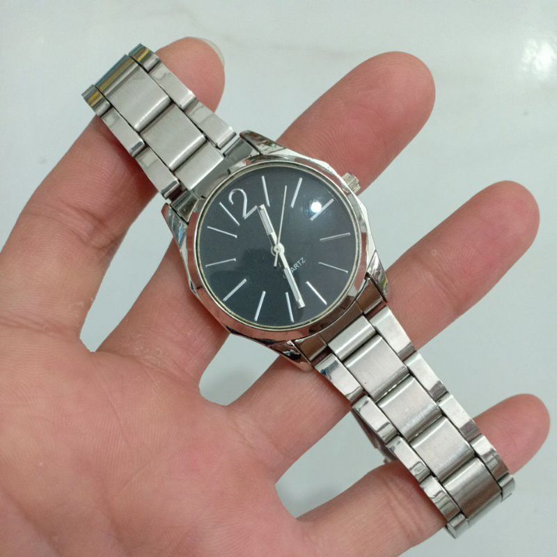 Đồng hồ si nam hiệu NO BRAND mặt đen độ mới cao 91%