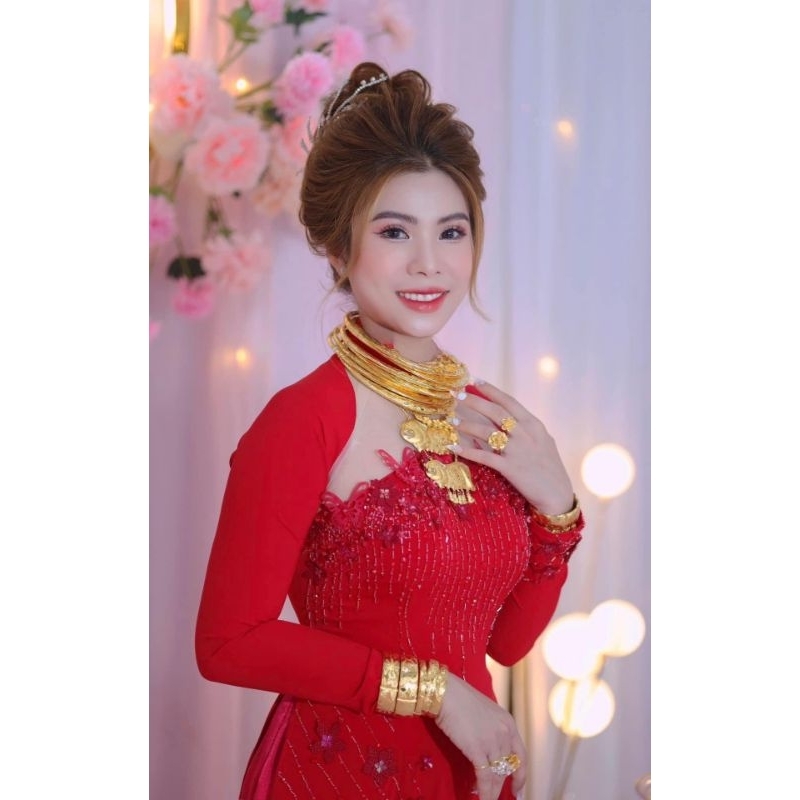 Áo dài Sammy cổ lưới kết hoa