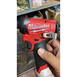 Máy vặn vít milwaukee 3453-20