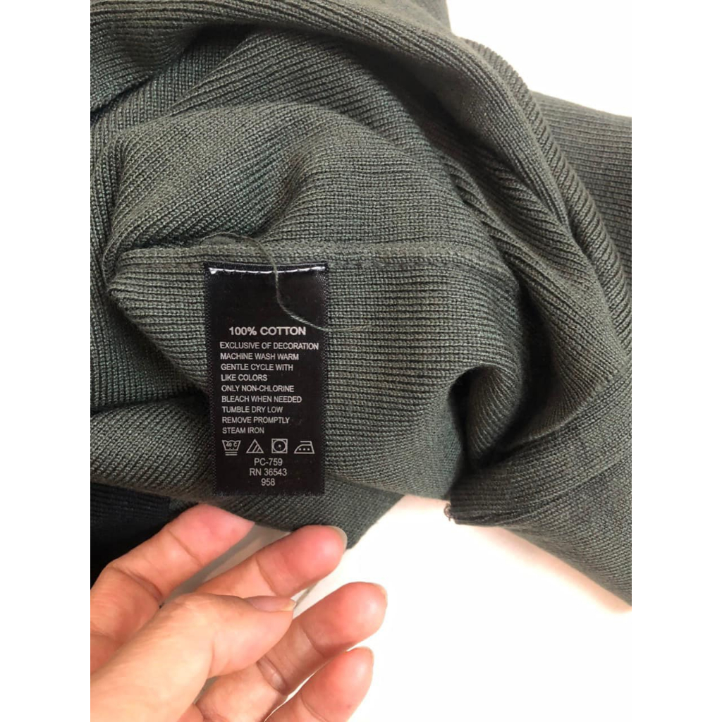 Đầm yếm len xuất dư