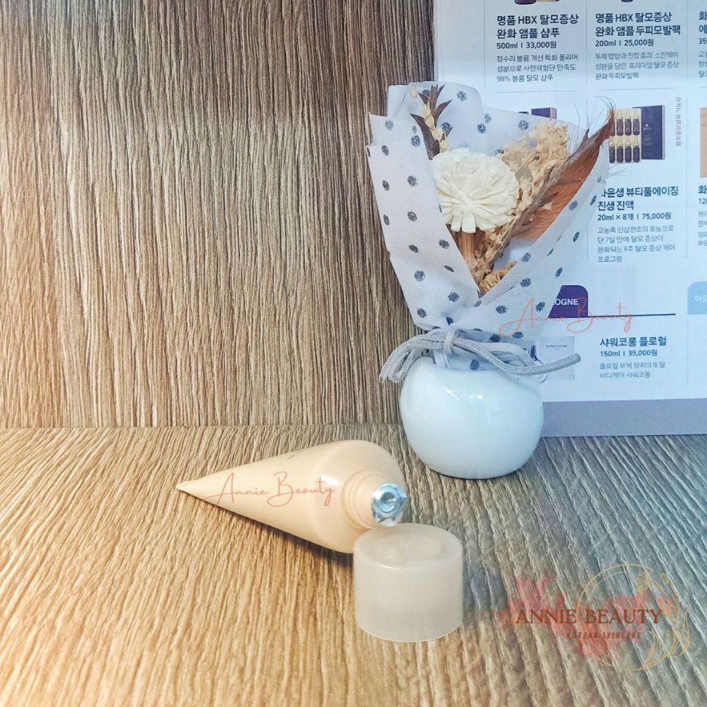 Mặt nạ đất sét làm se khít lỗ chân lông Hanyul Chestnut Shell Hydrating Pore Mask 20ml từ vỏ hạt dẻ