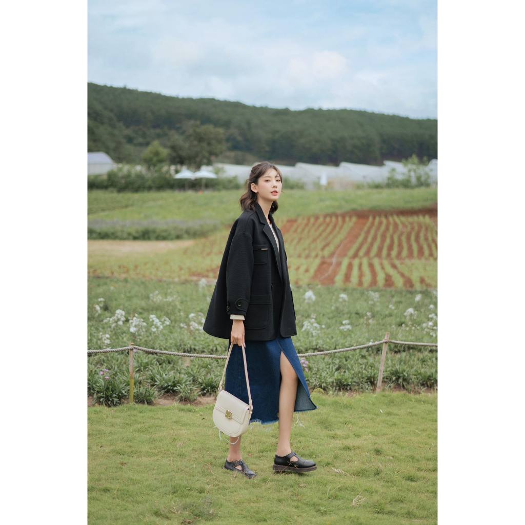 Chân váy jean xẻ dáng dài màu xanh navy MADELEN