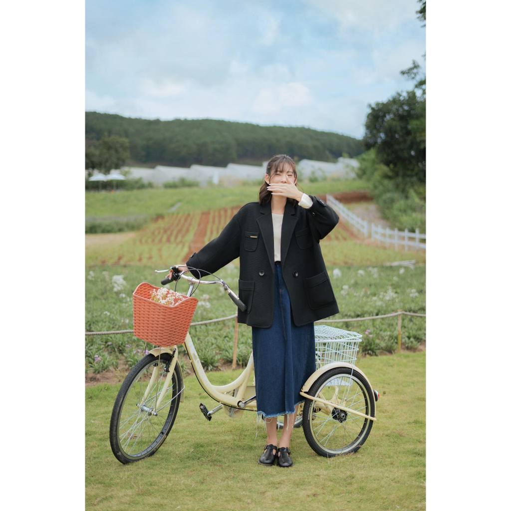 Chân váy jean xẻ dáng dài màu xanh navy MADELEN