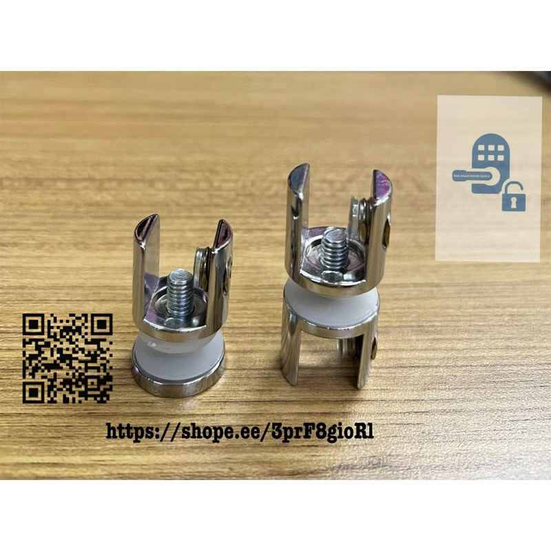 Kẹp kiếng chia tầng tủ / kệ kính 10mm