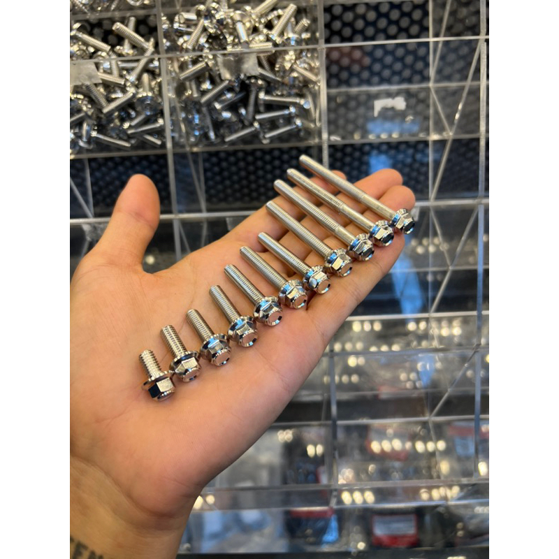 Ốc 6mm INOX304 V3 Mẫu Trụ kích thước từ 1cm đến 11cm