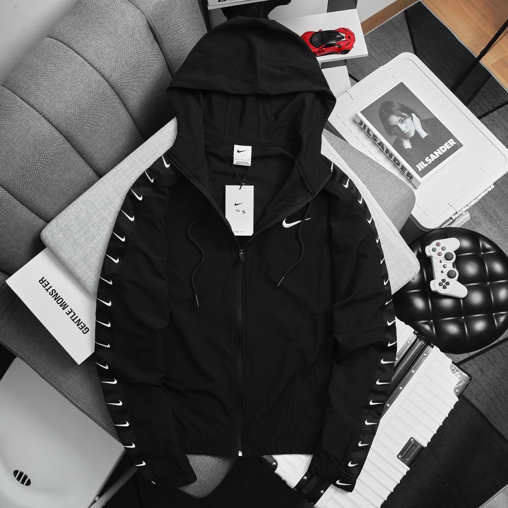 Bộ quần áo nam nike basic logo chất liệu vải dù cao cấp,bo chun cạp, logo thêu tinh xảo ,túi có khoá B150