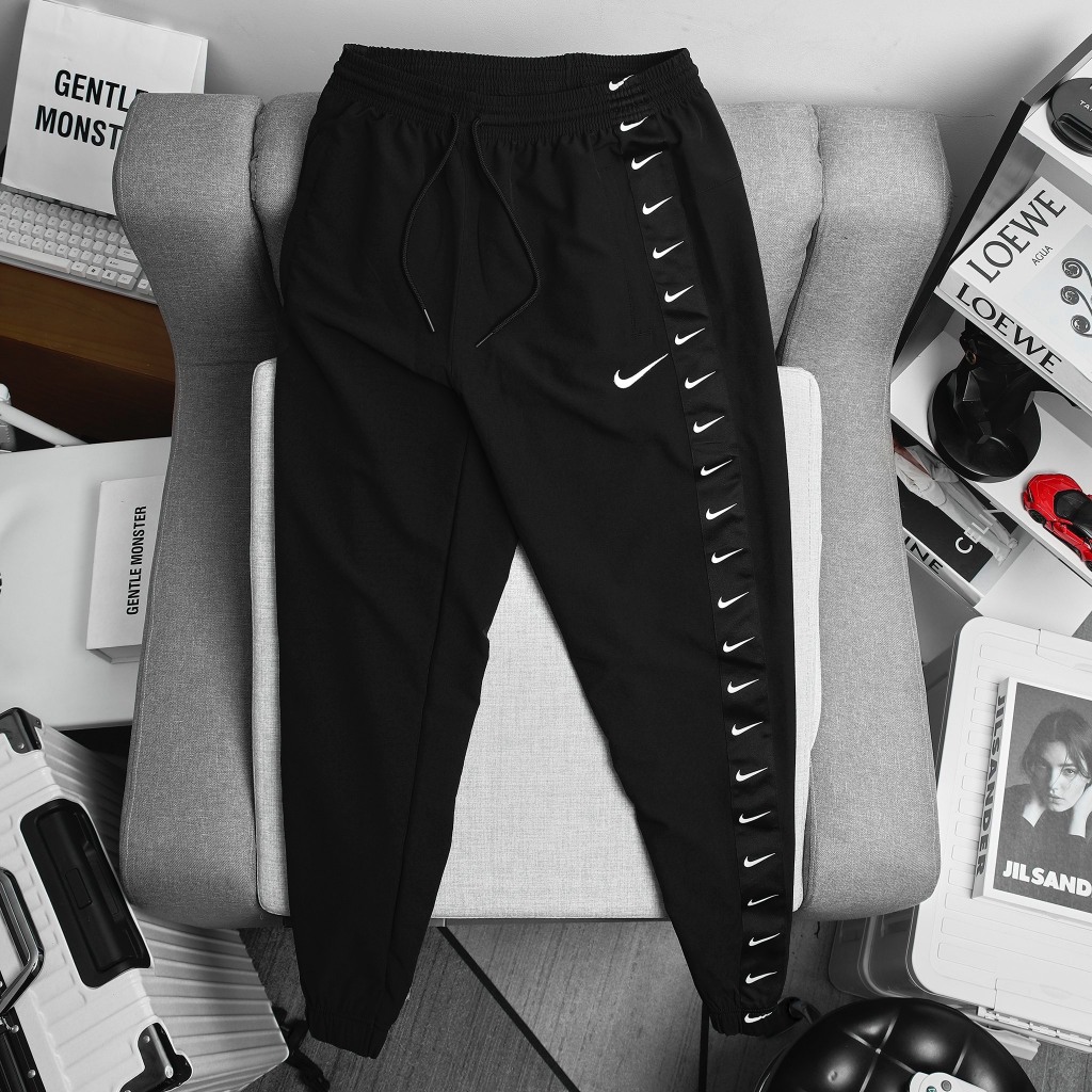 Bộ quần áo nam nike basic logo chất liệu vải dù cao cấp,bo chun cạp, logo thêu tinh xảo ,túi có khoá B150