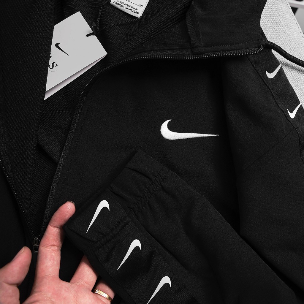 Bộ quần áo nam nike basic logo chất liệu vải dù cao cấp,bo chun cạp, logo thêu tinh xảo ,túi có khoá B150