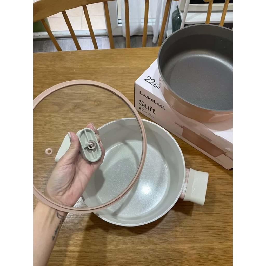 Nồi chảo chống dính Suit IH Locknlock màu hồng pastel có tay cầm cách nhiệt tốt, nhiều dung tích lựa chọn - BABYHOPSG