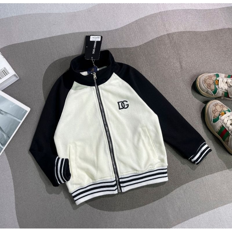 Áo khoác Bomber DG khóa 1 lớp chất nỉ Chân cua. Logo Thêu sắc nét. hàng Cao Cấp