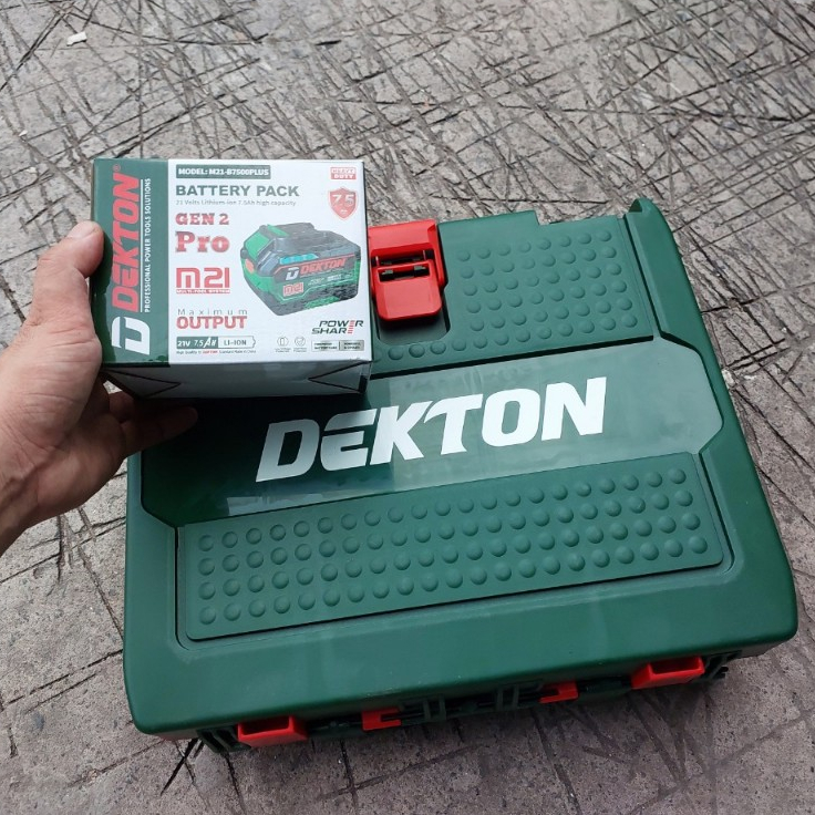 Pin Dekton 7.5Ah-21V chân pin Makita mã M21- B7500 PLUS