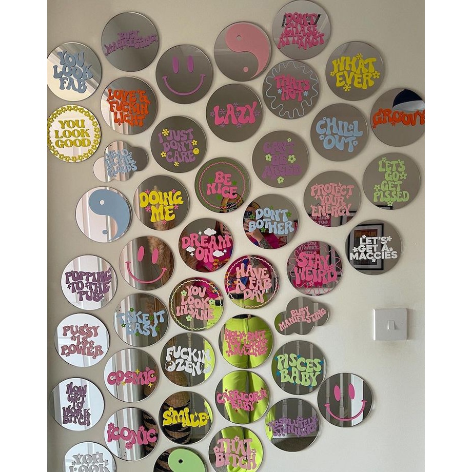 Decal dán kính trang trí no4