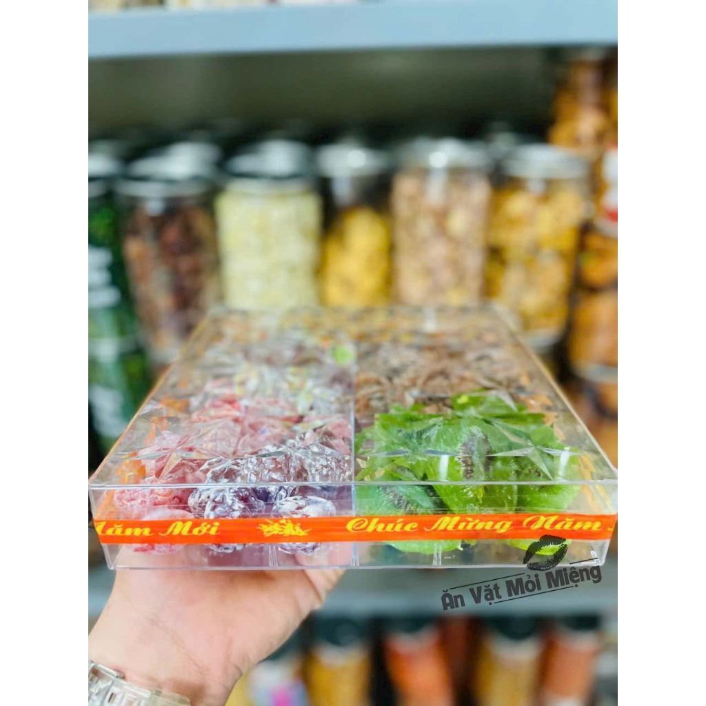 Khay mứt vuông 600g quà biếu, quà tặng Tết-kiwi, mận cơm, xí muội, mứt trái cây