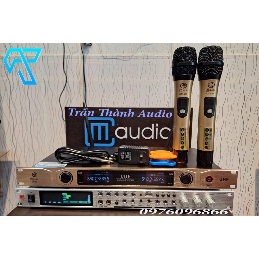 Micro không dây CM AUDIO Model CM-88 hàng chính hãng nhập khẩu mới nhất 2023 bảo hành chính hãng 24 tháng