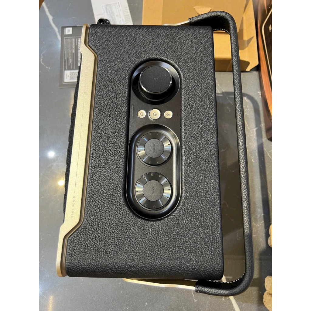 Loa JBL Authentics 300