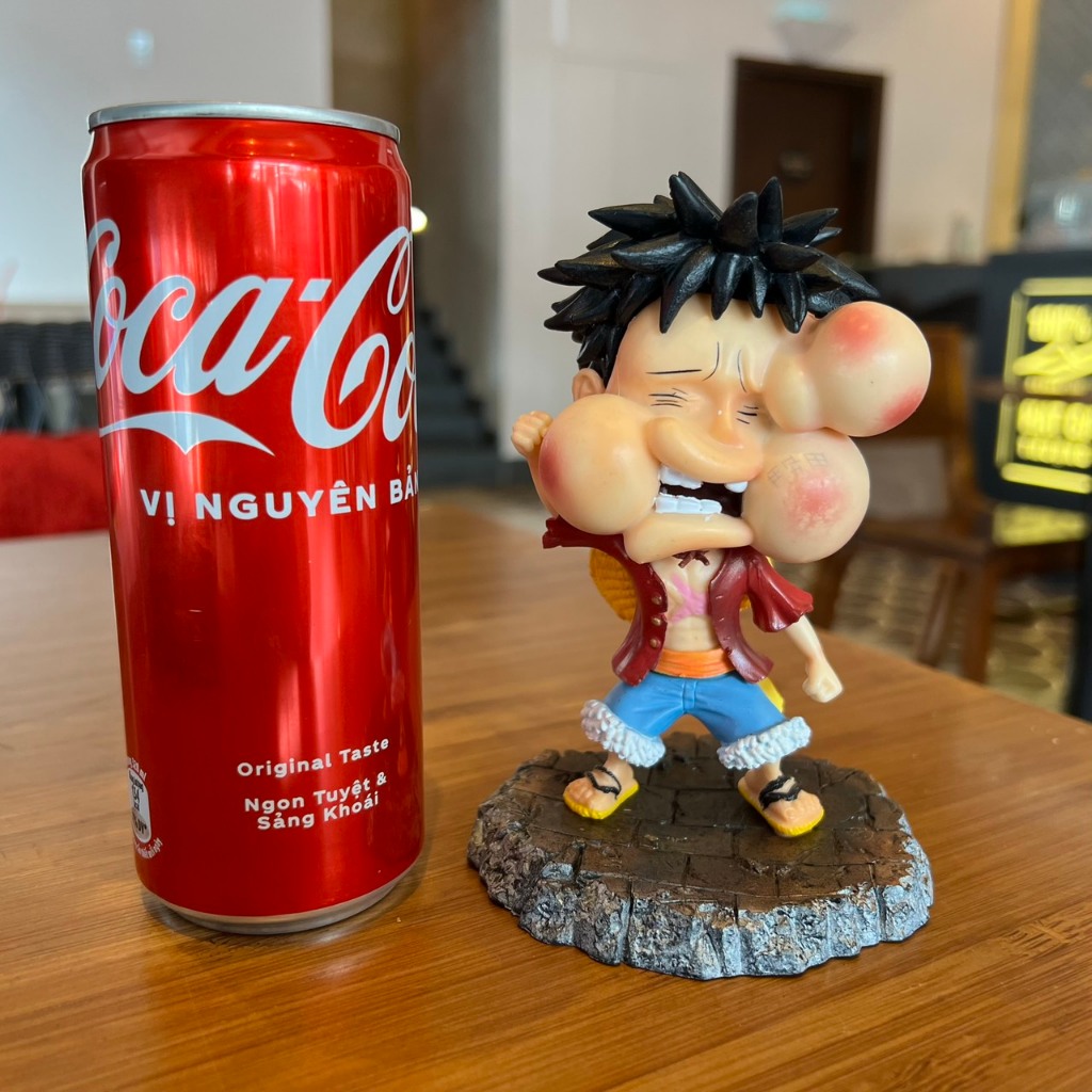Mô Hình Luffy - One Piece Trang Trí Bàn Học Bàn Làm Việc