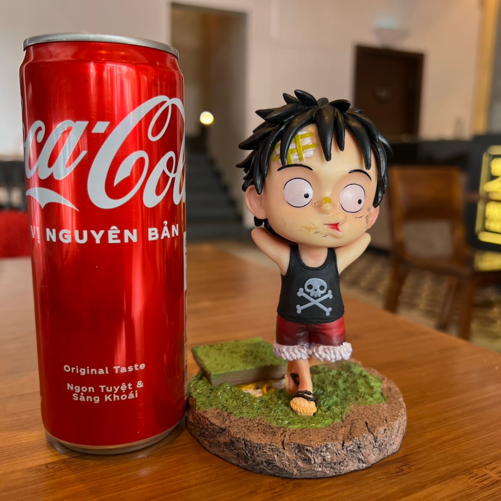 Mô Hình Luffy - One Piece Trang Trí Bàn Học Bàn Làm Việc