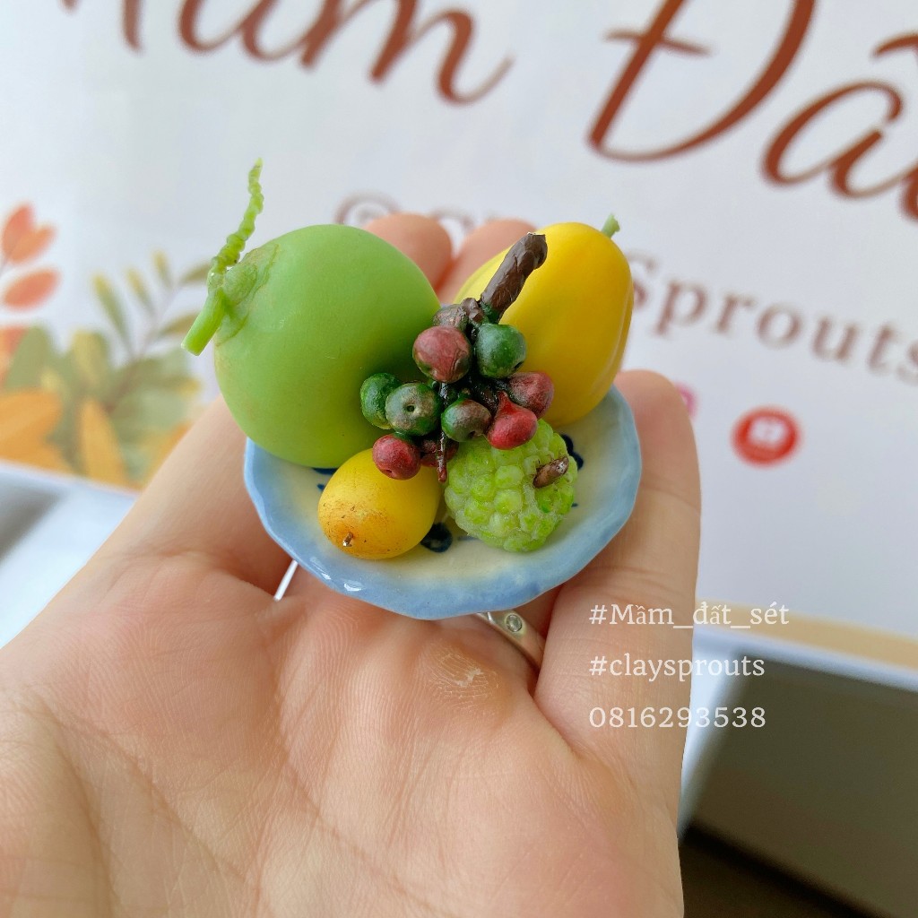 Mâm ngũ quả mini kèm đĩa sứ dày, mâm ngũ quả Tết từ đất sét - Ảnh tự chụp - Mầm Đất Sét