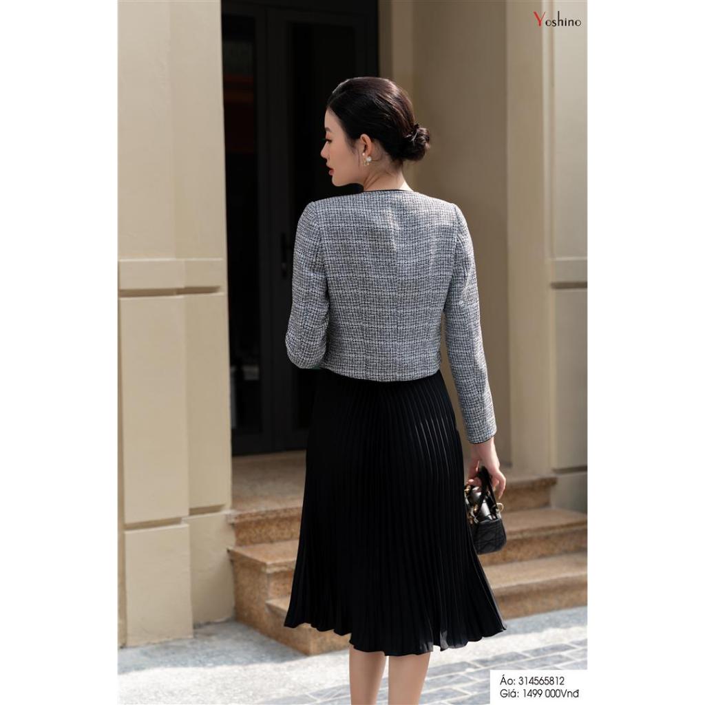 Vest dạ text cổ tròn đen trắng Yoshino