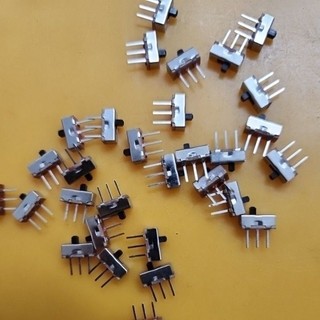 Công tắc gạt ss-12d00