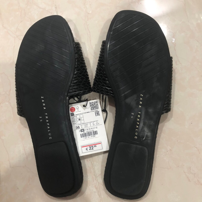 Dép quai ngang Zara