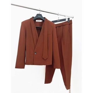 Bộ suit mát mẻ dành cho nam magnus
