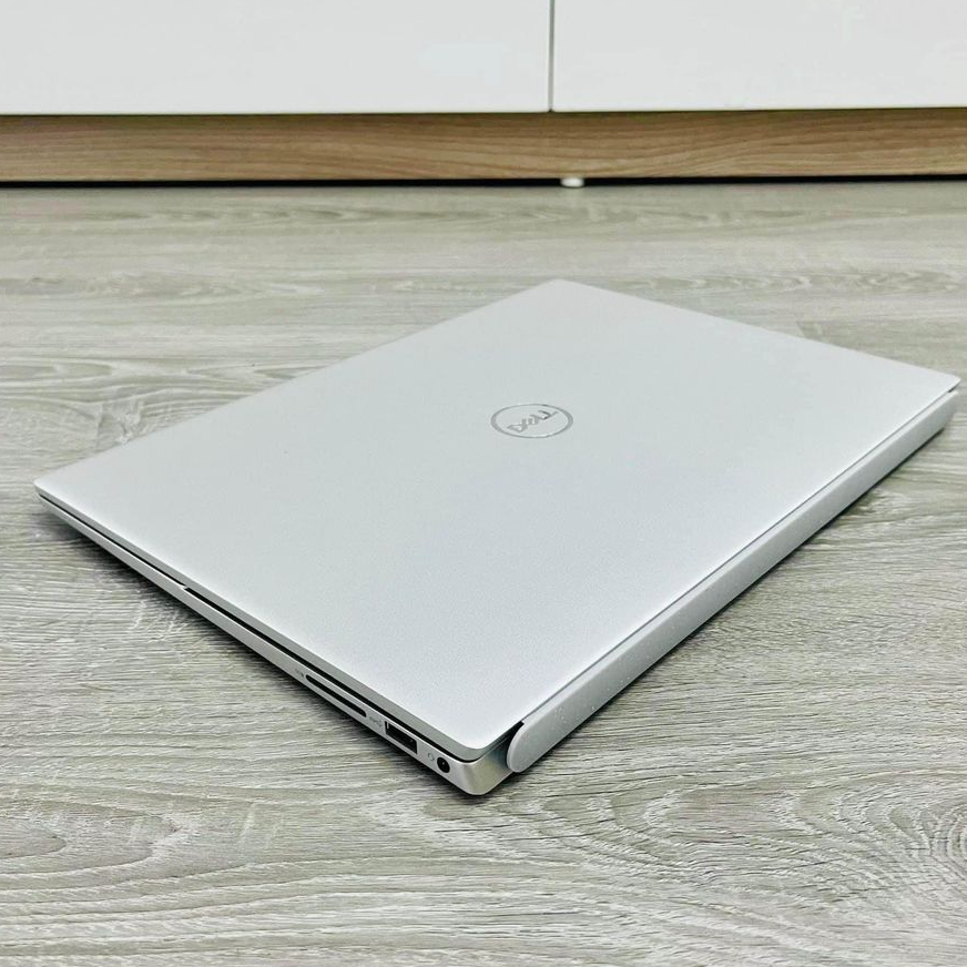 Dell Inspiron 5420- • Intel Core I5 - 1235U | 8GB RAM | 512GB SSD