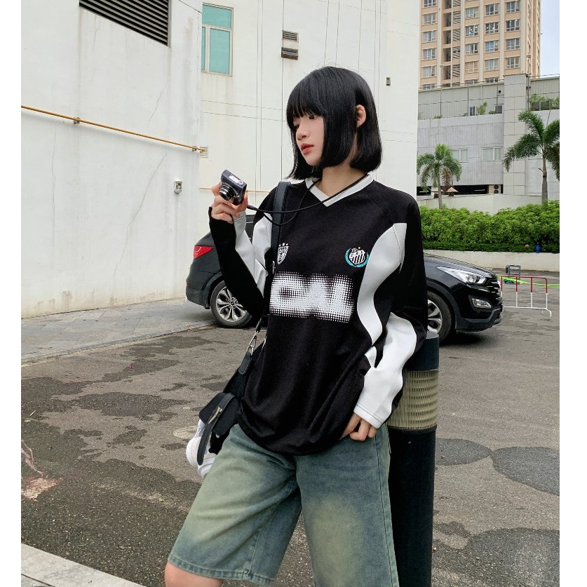 Calem Club - Áo thun tay dài poly 2 da cổ tim SPORTS có dây rút vải trơn, mềm mịn