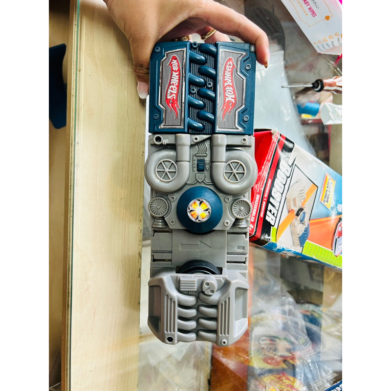 Đồ chơi xe Hot wheel Booster máy bắn xe chính hãng