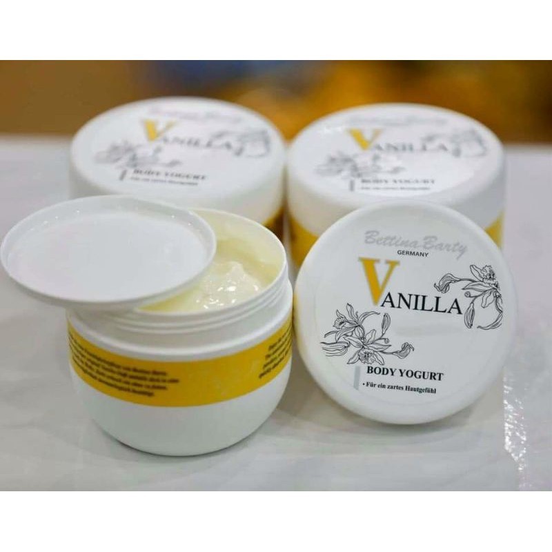 Sữa dưỡng thể Bettina Barty Vanilla Body Yogurt 300ml