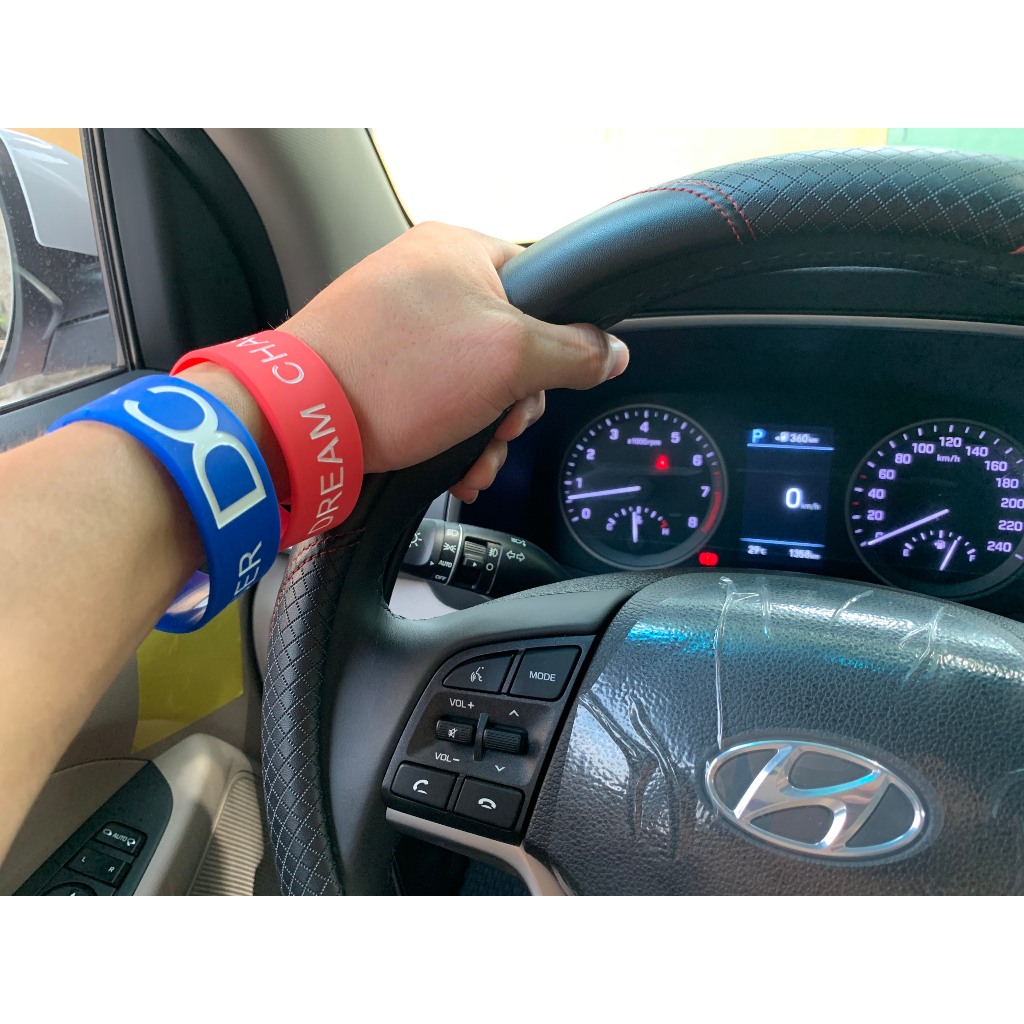 Vòng đeo tay gym cao su giá rẻ thời trang nổi bật