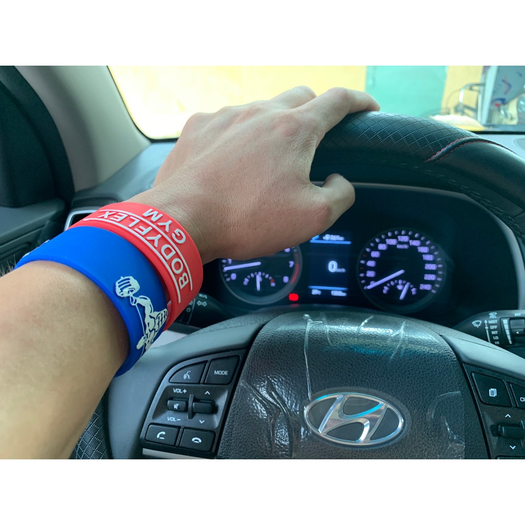 Vòng đeo tay gym cao su giá rẻ thời trang nổi bật