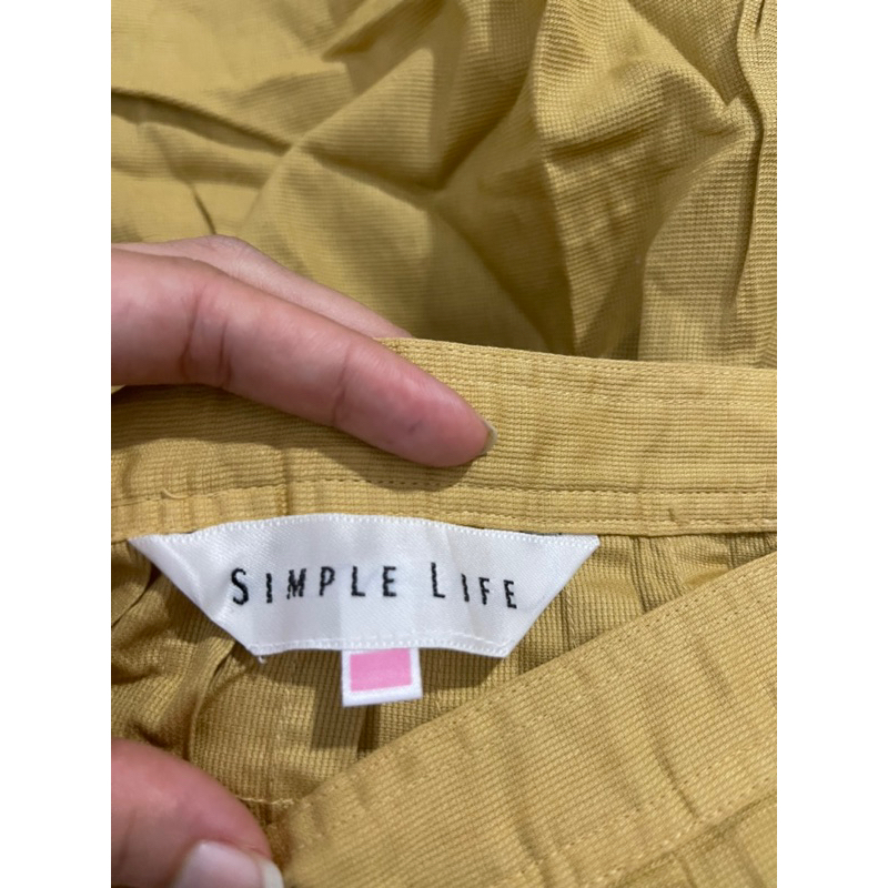 Chân Váy Vàng Nhật Bản