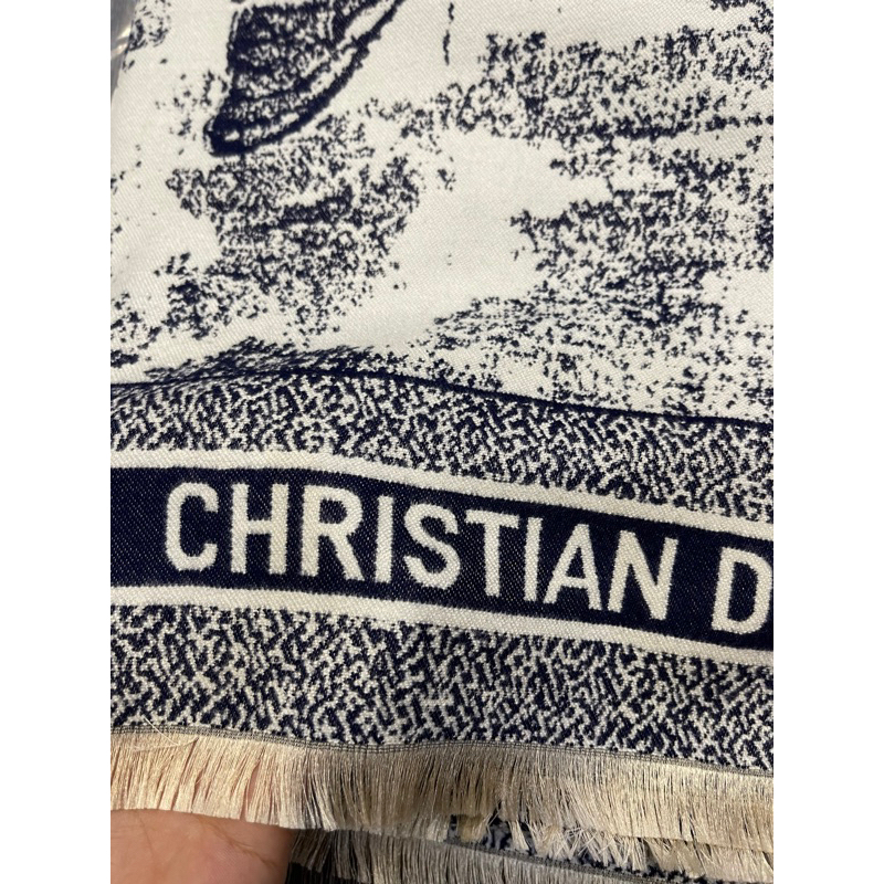 Khăn dạ vuông 2 mặt D.r hàng Vip