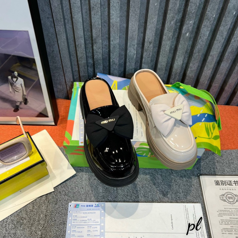 Giày sục nơ Miu đế đúc siêu nhẹ,có 2 màu đen và kem