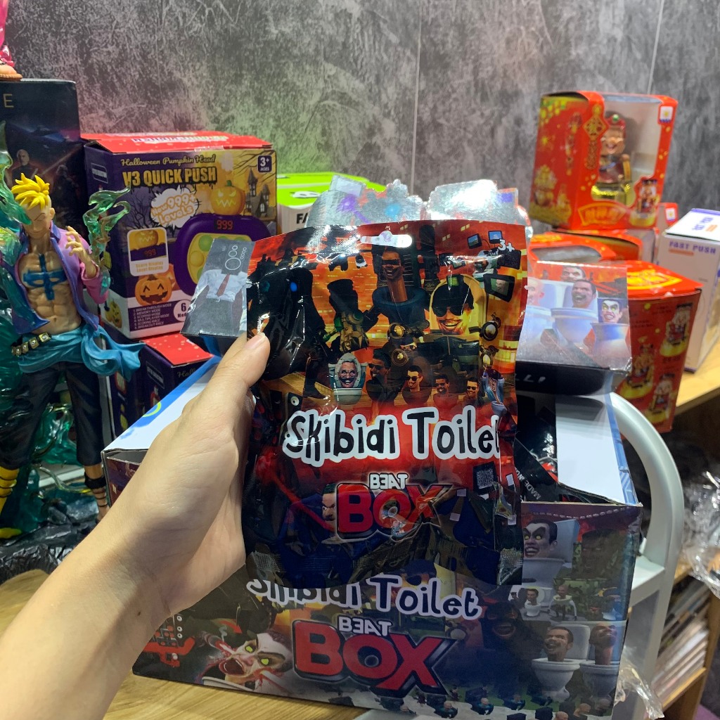 Túi ngẫu nhiên nhân phẩm Toilet - gồm 1 túi thẻ và mô hình sưu tầm