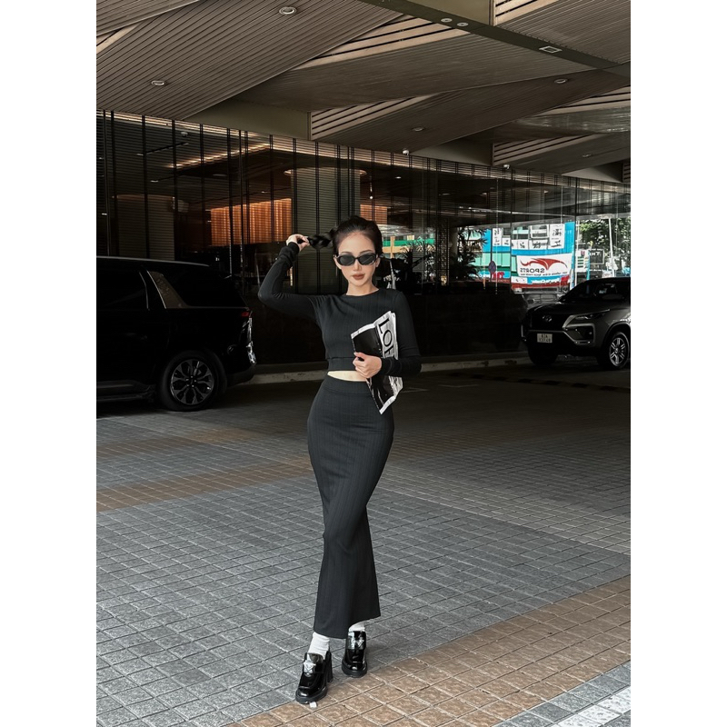 SÉT TIPBLU ÁO TAY DÀI + CHÂN VÁY - H05212