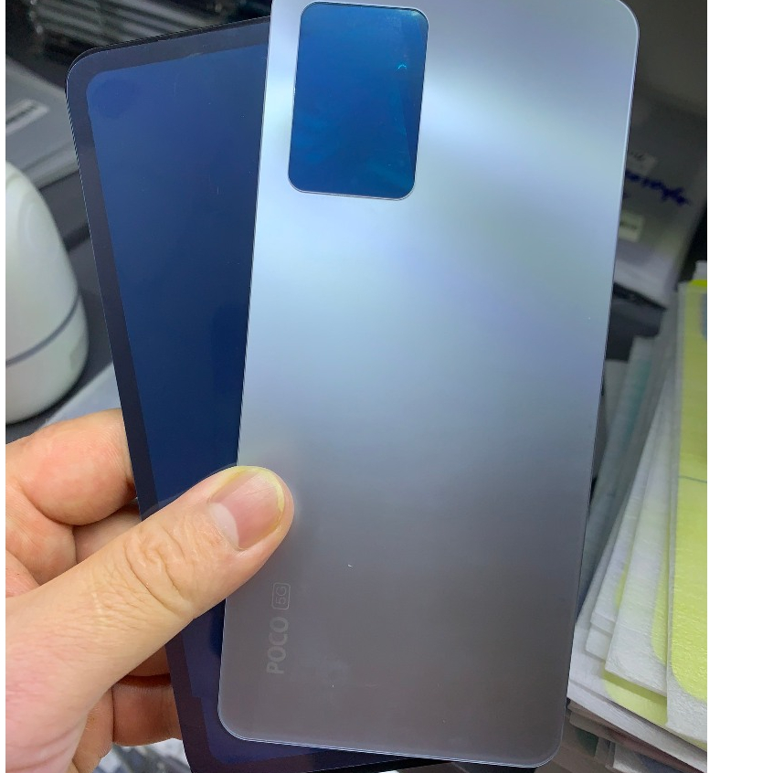 Miếng Lưng Vsmart Live 4 / Kính lưng poco F4 - 5G / Khung xương Vsmart Live 4