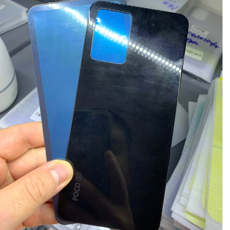 Miếng Lưng Vsmart Live 4 / Kính lưng poco F4 - 5G / Khung xương Vsmart Live 4