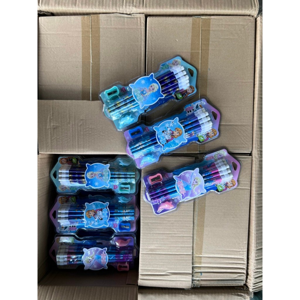 Sét 12 bút chì tặng kèm cá định vị và gọt bút chì dễ thương