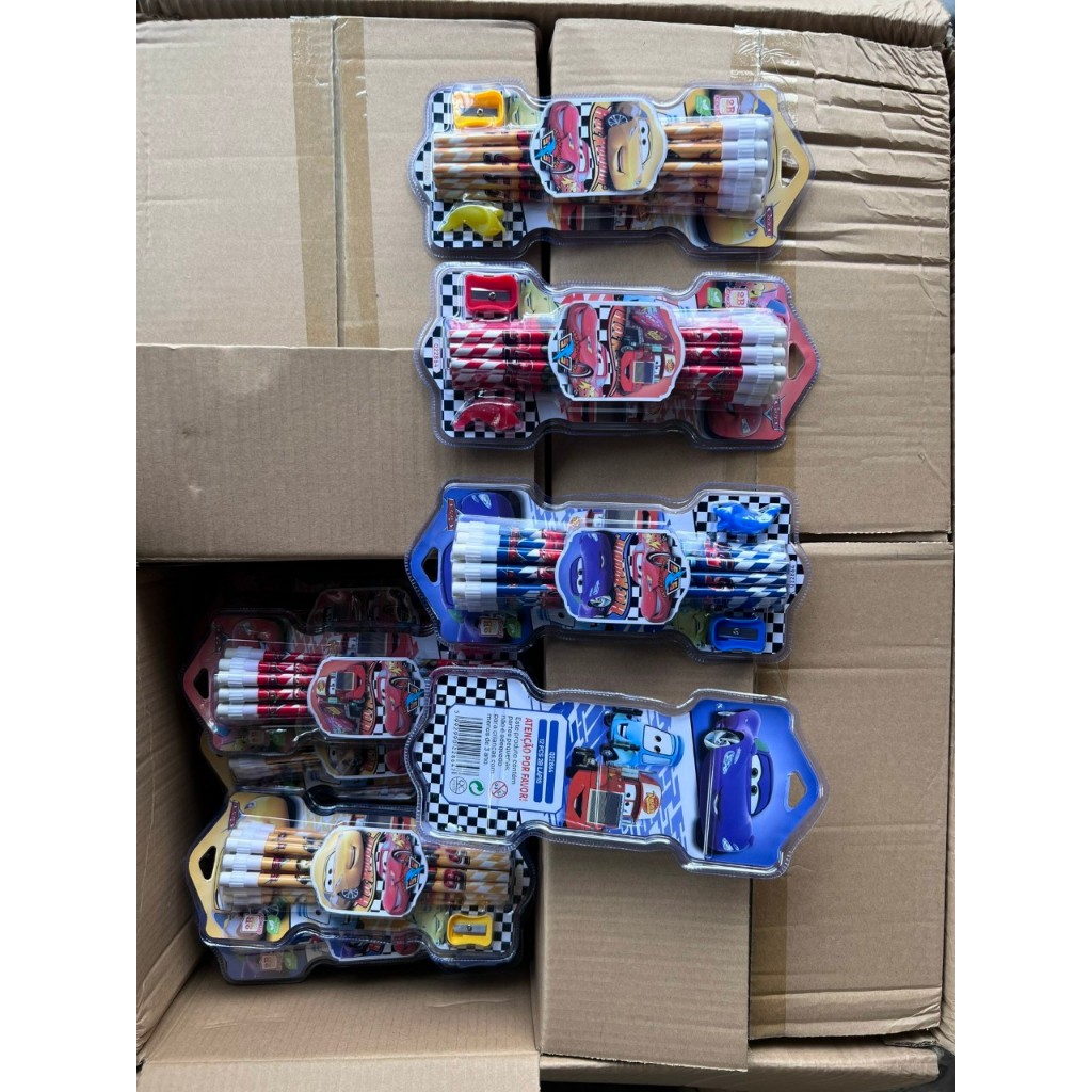 Sét 12 bút chì tặng kèm cá định vị và gọt bút chì dễ thương