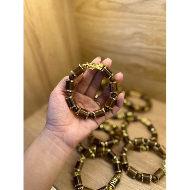 Vòng trầm hương bọc 18k kèm tỳ hưu chiêu tài hút lộc