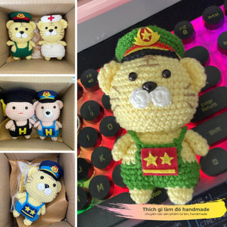 Gấu bộ đội len handmade ( ib chọn mẫu)