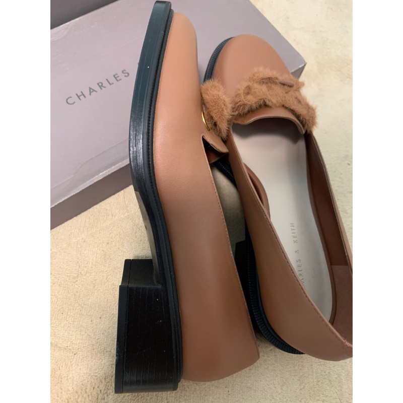 Thanh lý giày c n k auth màu nâu size 37