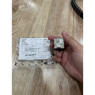 Relay/ Rơ le đề zin chính hãng Vespa Sprint/ Primavera