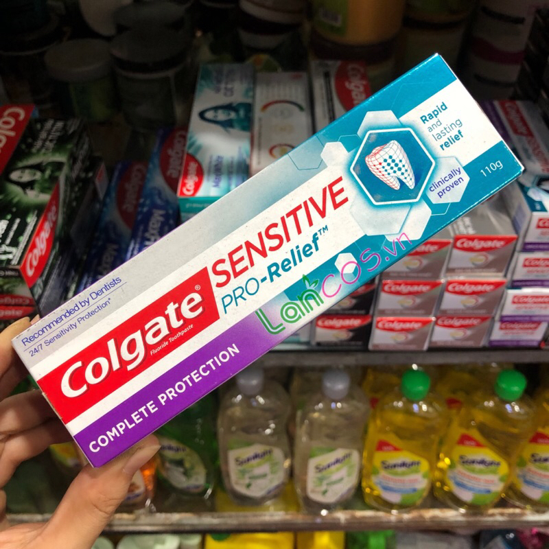Kem đánh răng Colgate Sensitive ngăn ê buốt 110g/tuýp