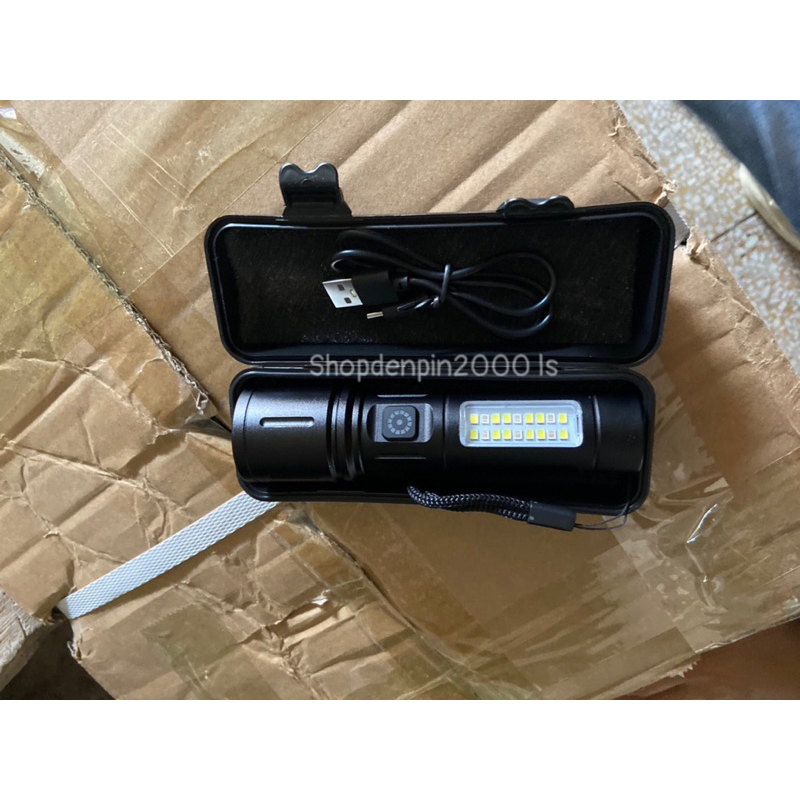 Đèn pin mini cầm tay có led ở thân đèn